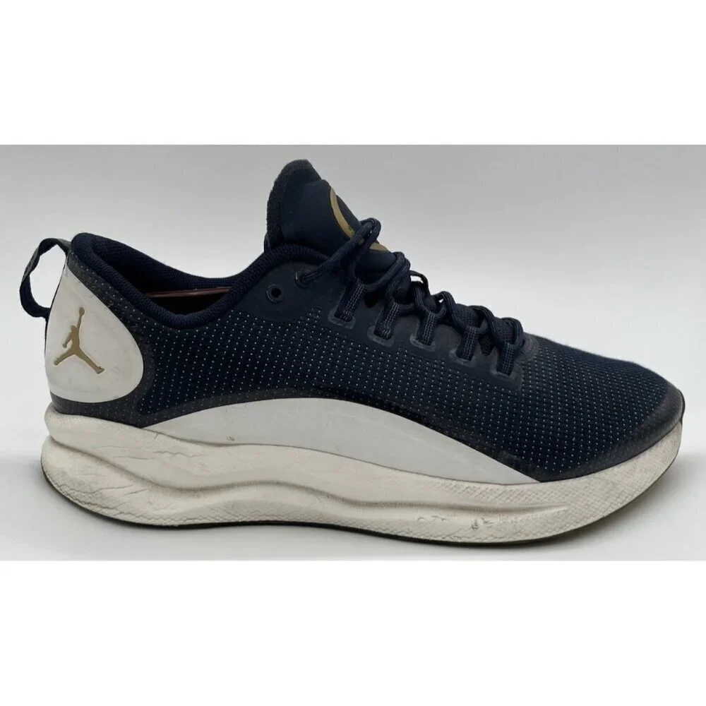JORDAN ZOOM TENACITY RE2PECT Navy White Men’s Size 9.5 Athletic Shoes A01556-402